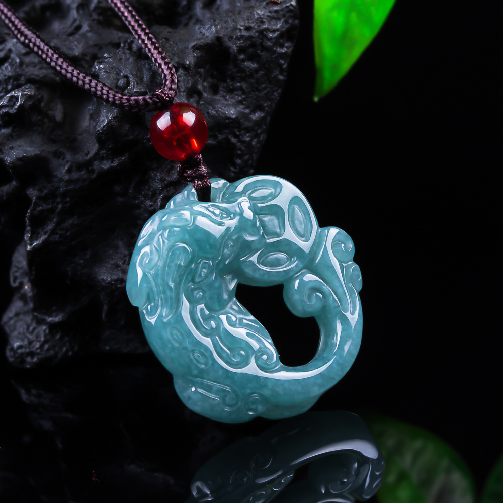 Burmese Jadeite Pixiu Pendant  - Women'S Accessories Designer 评论和价格