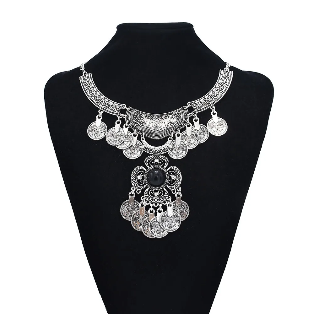 Vintage Alloy Hollowed Large F - Women Accessories Nepal 评论和价格